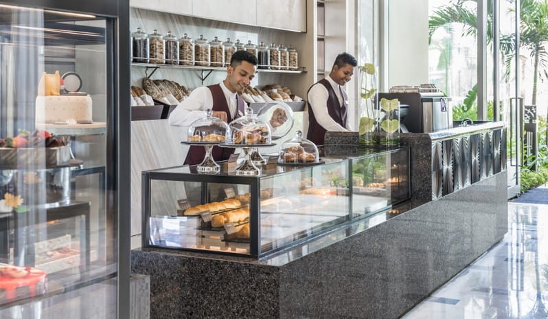 Sapphyr Lounge - Little Gems